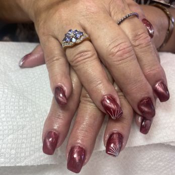 Diamond Nails Spa - Manicure fill - Nail Salons Near Me - Murrieta, California