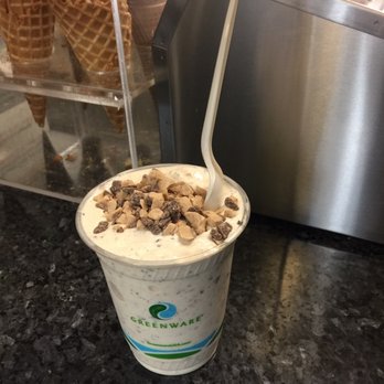 Flavor Brigade - Broad Street blitz w/ vanilla custard and heath bits - Ice Cream & Frozen Yogurt Near Me - Oakland, California Flavor Brigade - Broad Street blitz w/ vanilla custard and heath bits - Ice Cream & Frozen Yogurt Near Me - Oakland, California