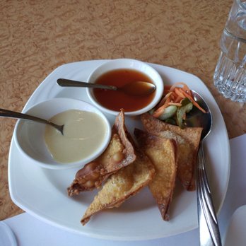 Tommy's Wok - Crab & cream cheese won tons - Chinese Near Me - Sausalito, California Tommy's Wok - Crab & cream cheese won tons - Chinese Near Me - Sausalito, California