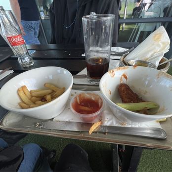Butler & Barry Gastrobar - Vegan wings, Fries  Meh - Gastropubs Near Me - Bray, WW