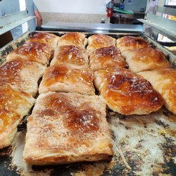 Panaderia Y Pasteleria Lesly