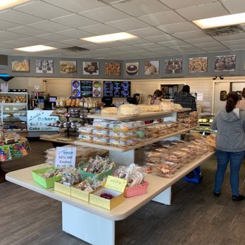 Linda's Bakery - Bakeries Near Me - West Salem, Wisconsin Linda's Bakery - Bakeries Near Me - West Salem, Wisconsin