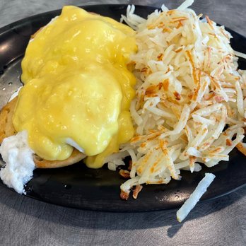 The Breakfast Co - Greencastle - Traditional eggs Benedict - Breakfast & Brunch Near Me - Greencastle, Indiana The Breakfast Co - Greencastle - Traditional eggs Benedict - Breakfast & Brunch Near Me - Greencastle, Indiana