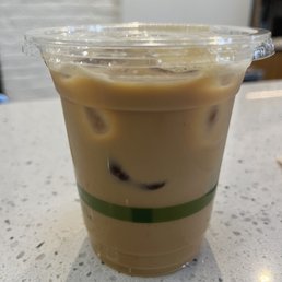 Sweet Galium iced with oat milk to-go