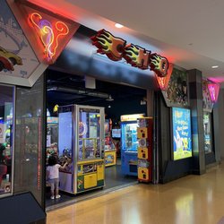 CHQ Entertainment - No Food & Drinks Inside