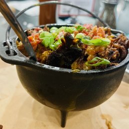 Check out the caldron kettle for he mac 'n cheese! Check out the caldron kettle for he mac 'n cheese!