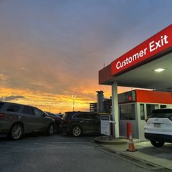 Avis Car Rental - Sunrise
