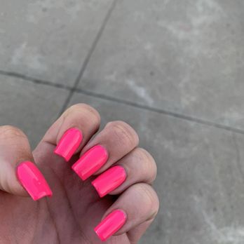 Boston's Nails & Spa - Waxing Near Me - Boston, Massachusetts