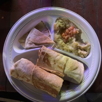 Beirut Bites - Chicken Shawarma Sandwich - Lebanese Near Me - Mount Dora, Florida