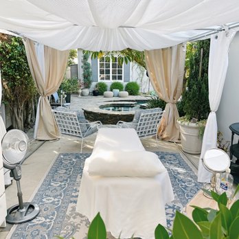 Sapir Skin Care - Outdoor spa - Skin Care Near Me - Beverly Hills, California Sapir Skin Care - Outdoor spa - Skin Care Near Me - Beverly Hills, California