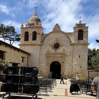 Carmel Mission Basilica - The Basilica entrance - Churches Near Me - Carmel, California Carmel Mission Basilica - The Basilica entrance - Churches Near Me - Carmel, California