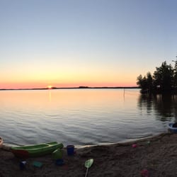 Birch Forest Lodge - Right off the lake