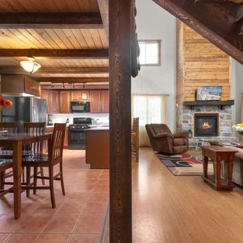 Summit Mountain Lodge - Hotels Near Me - East Glacier Park, Montana Summit Mountain Lodge - Hotels Near Me - East Glacier Park, Montana