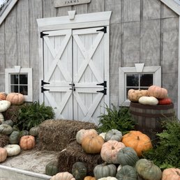 Exterior outside entrance of Tinez Farms - Miami, Florida Exterior outside entrance of Tinez Farms - Miami, Florida