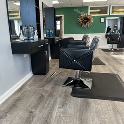 Root 62 Hair Salon - Inside!