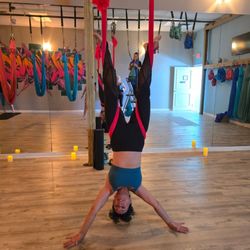Soul Moves Yoga Studio - Aerial class fun