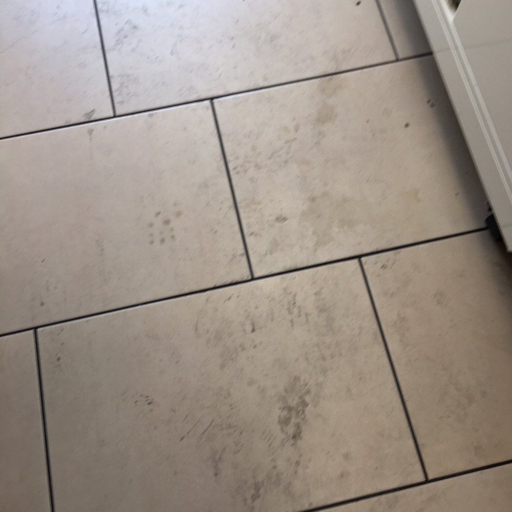 7-Eleven - Dirty and sticky and only 1056 am - Convenience Stores Near Me - New York, New York