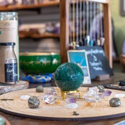 Downtown Tarot Company - Crystal grid set up