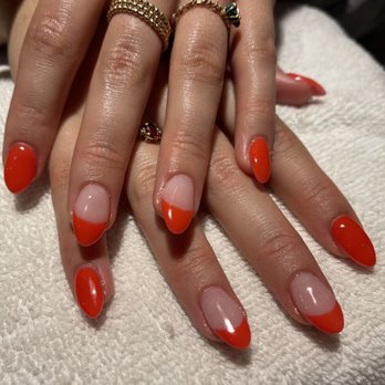 Salon D'elegance - Bahamas ready   #dippowdernails #atsalondelegance - Nail Salons Near Me - Wayland, Massachusetts