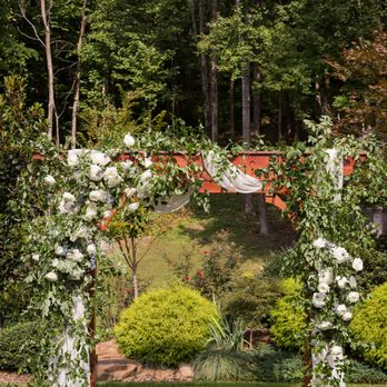 Designs by Melia - Florists Near Me
