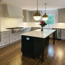 Toro Granite - Quartz Countertop/ Countertop installation/ Kitchen remodel/ Granite slabs / Kitchen & Bath/ Interior Design Program available