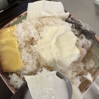 Meet Fresh  - Mochi milk shaved ice - Bubble Tea Near Me - Flushing, New York