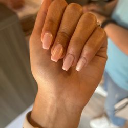 Leesburg Nails Spa - Manicure