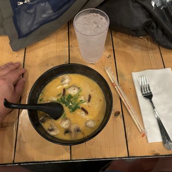 It's Thai Casual Dining - Thai Near Me - Los Angeles, California