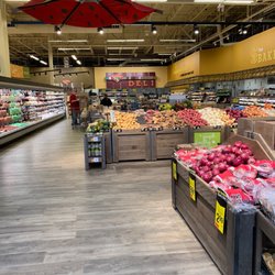 Hannaford Supermarket