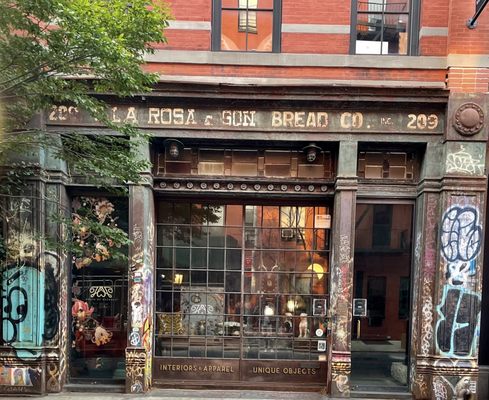 Elizabeth Street Gallery by null