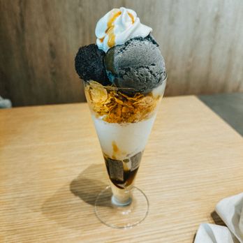 Nana's Green Tea - Black Sesame Parfait - Desserts Near Me - Bellevue, Washington
