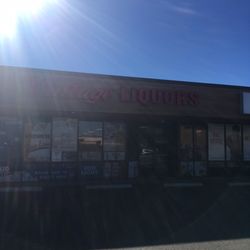 Vintage Liquors - Store front.