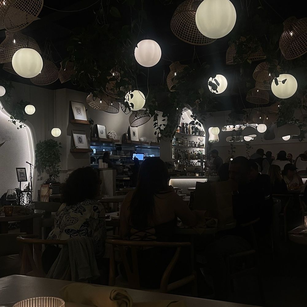 Luna Bistro Cafe - The ambiance - New American Near Me - Long Beach, California Luna Bistro Cafe - The ambiance - New American Near Me - Long Beach, California