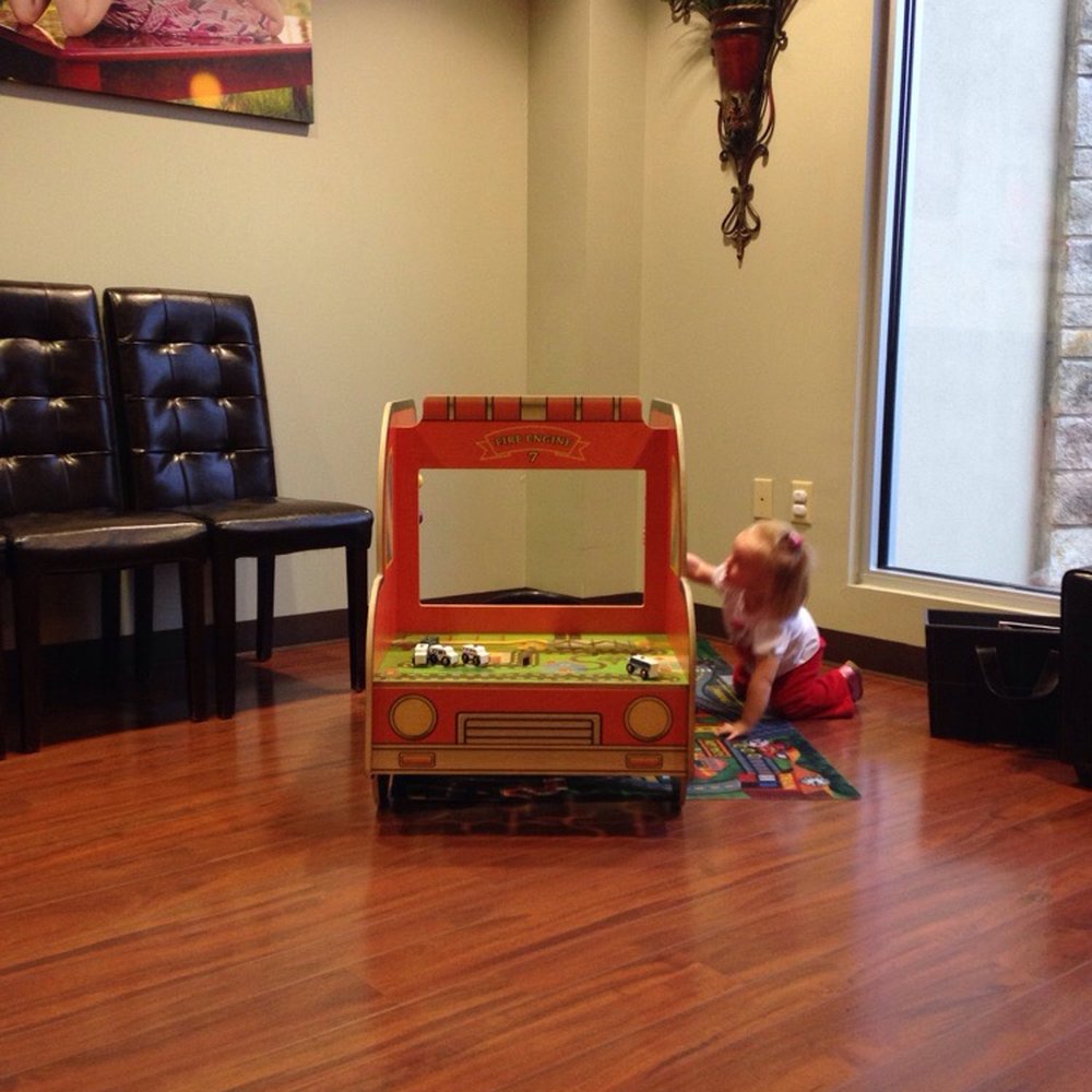 Jollyville Pediatrics - Waiting area - Pediatricians Near Me - Austin, Texas Jollyville Pediatrics - Waiting area - Pediatricians Near Me - Austin, Texas