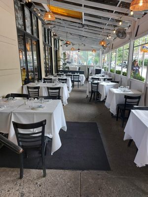 Serafina West 105 (UWS) by null