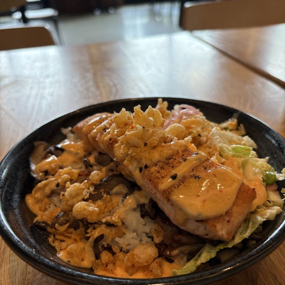 short grain rice bowl w salmon short grain rice bowl w salmon