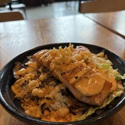 short grain rice bowl w salmon