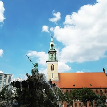 St. Marienkirche - Churches Near Me - Berlin, BE