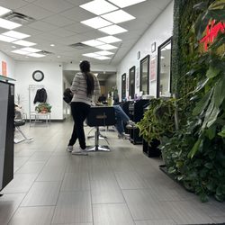 Heena's Salon - Inside the salon
