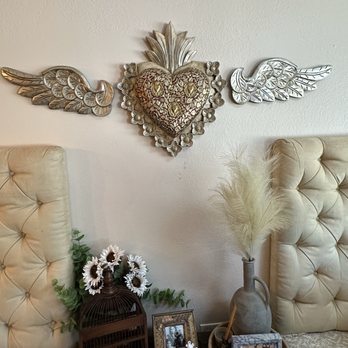 Huitzitzilin Café - Coffee & Tea Near Me - Dallas, Texas Huitzitzilin Café - Coffee & Tea Near Me - Dallas, Texas