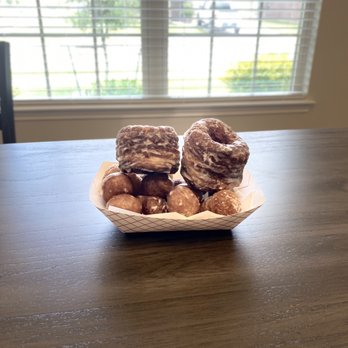 Donut Guys - Cronuts and Cronut bites - Donuts Near Me - Houston, Texas