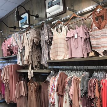 Glik's - Men's Clothing Near Me - Saugatuck, Michigan Glik's - Men's Clothing Near Me - Saugatuck, Michigan