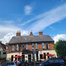 Forester's Arms - Outside