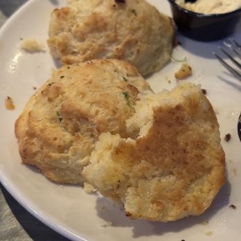 Colton's Social House - Cheddar Cheese Bisquits - New American Near Me - Clovis, California