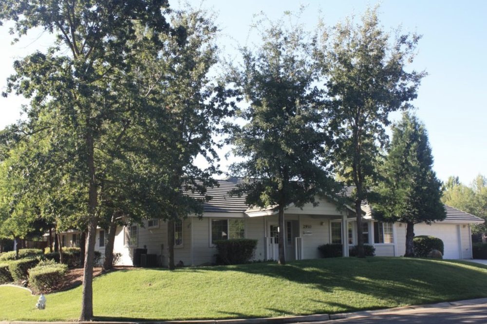 EL DORADO HILLS SENIOR CARE VILLAGE Retirement Homes 2920 Tam O