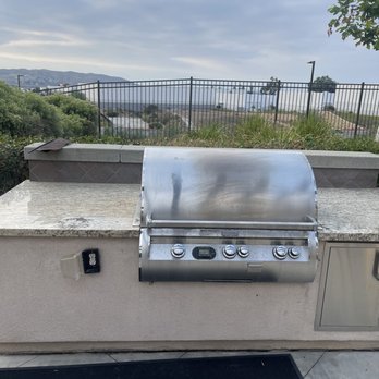 Palisades Sierra Del Oro - Bbq that doesn't work and we constantly have homeless people using cause gates always break - Apartments Near Me - Corona, California Palisades Sierra Del Oro - Bbq that doesn't work and we constantly have homeless people using cause gates always break - Apartments Near Me - Corona, California