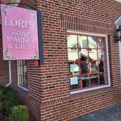 Lori's Soap Market