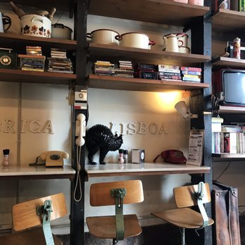 Fábrica Lisboa - Inside - Cafes Near Me - Lisbon, 11