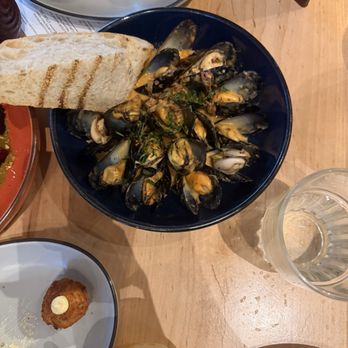 Catalú - Mussels - Spanish Near Me - Charlotte, North Carolina
