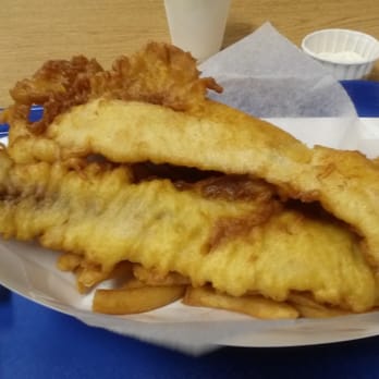 Harbor Fish & Chips - 3 piece fish & chips - Fish & Chips Near Me - Oceanside, California
